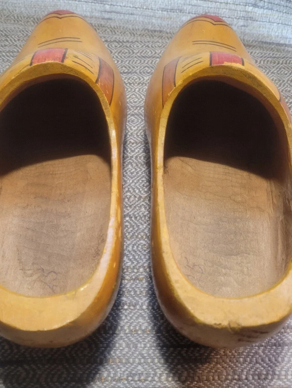 DUTCH CLOGS WOODEN WOOD HANDCARVED HANDPAINTED HOLLAND  Yellow Red